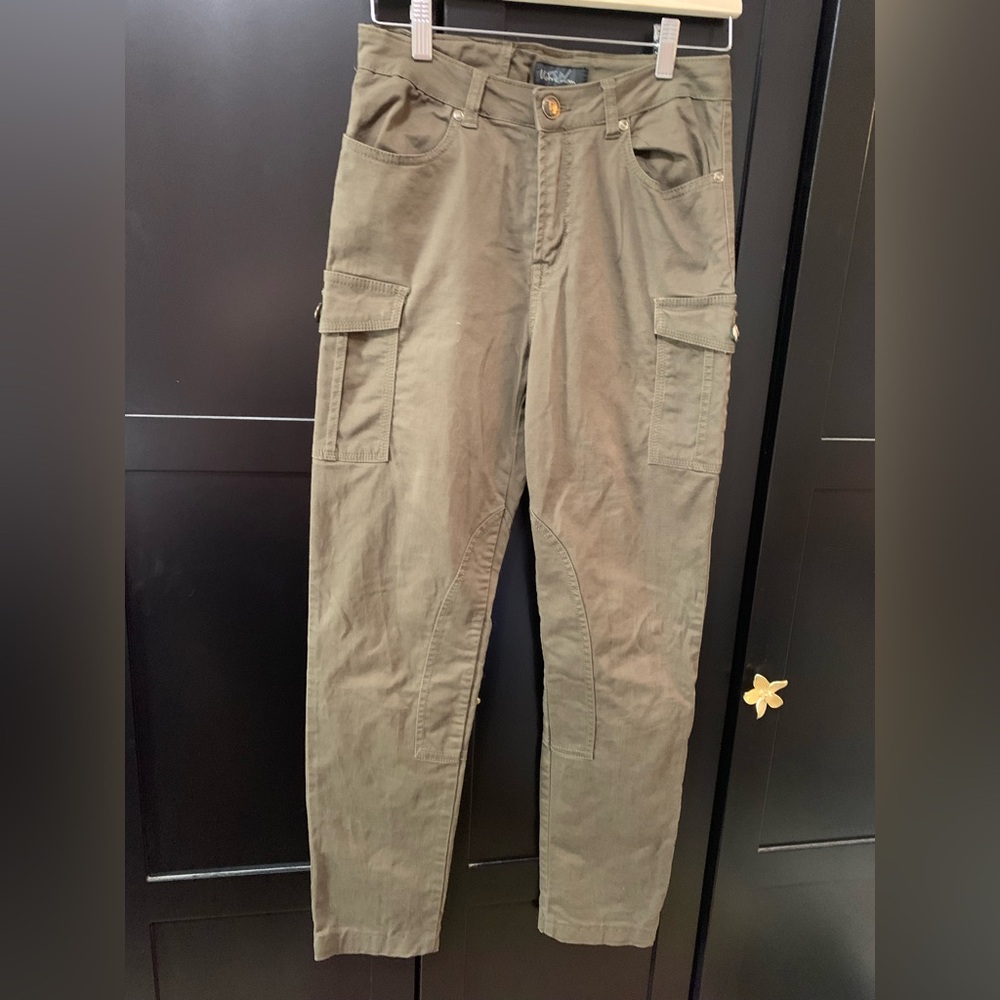 Votre Nom Women’s Olive green Cargo Pants size 8